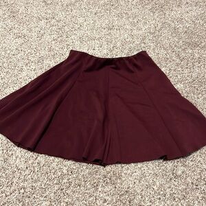 Brandy Melville maroon skirt s